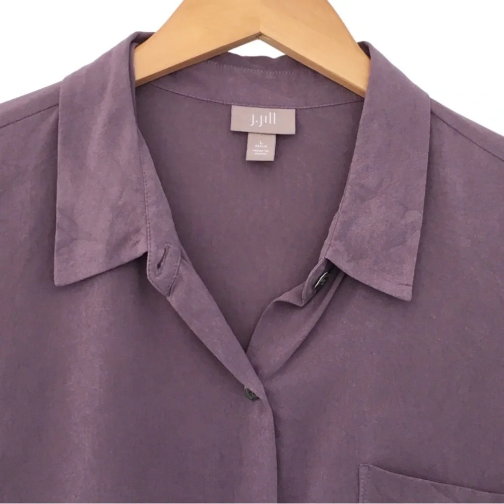 J.Jill Lavender Haze 100% Silk button down blouse sz M - Picture 2 of 8